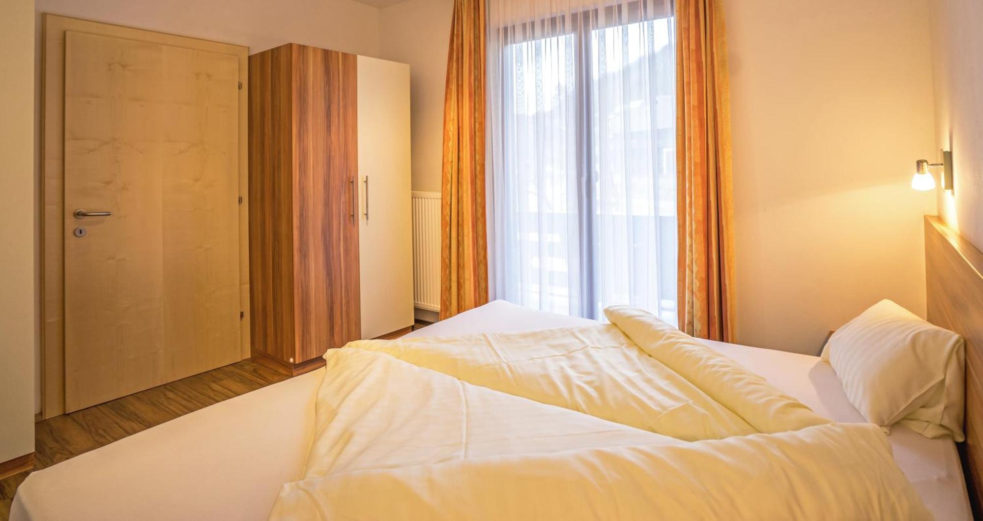 Haus Stampfer Hotell Weissensee Rum bild