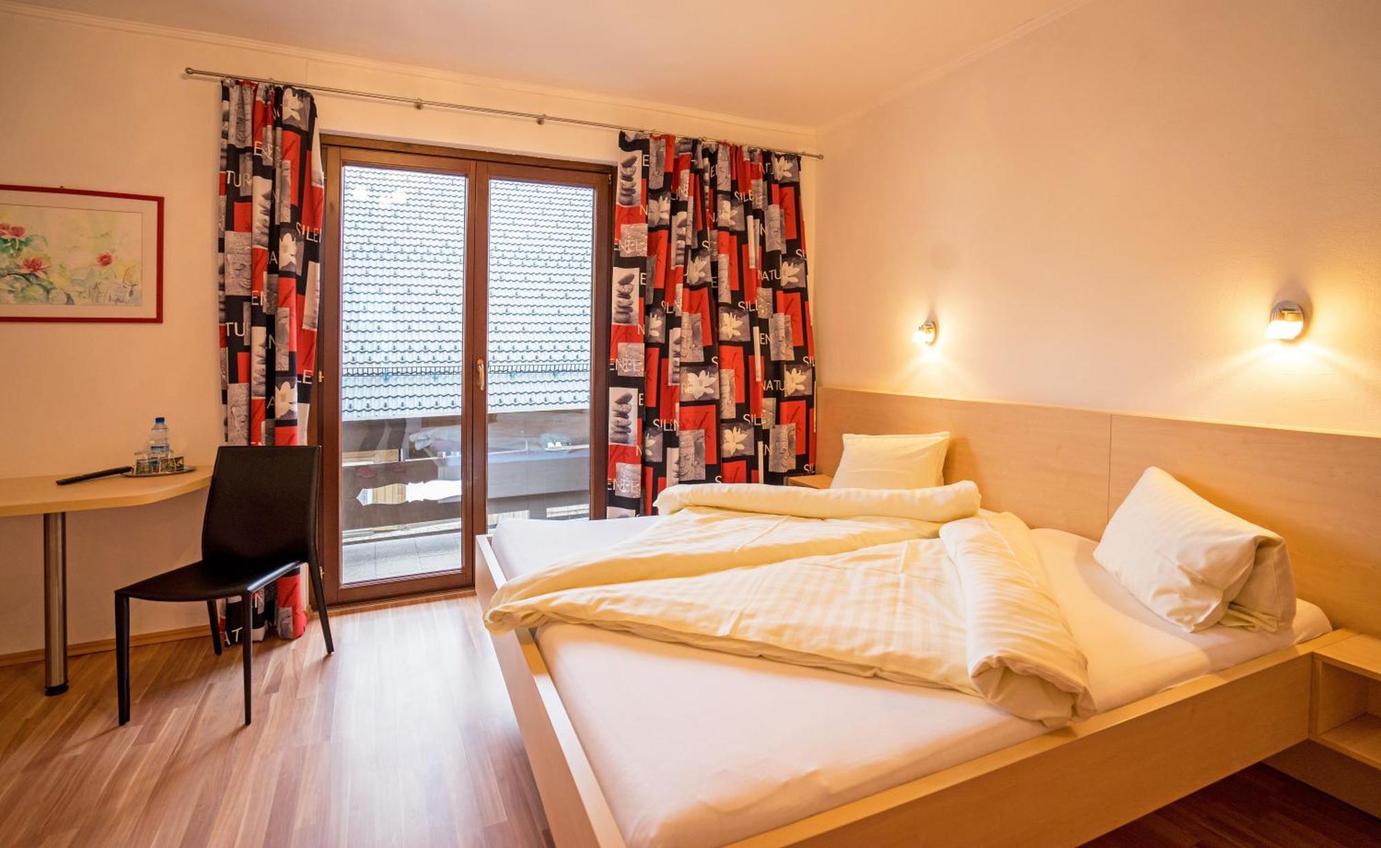 Haus Stampfer Hotell Weissensee Rum bild