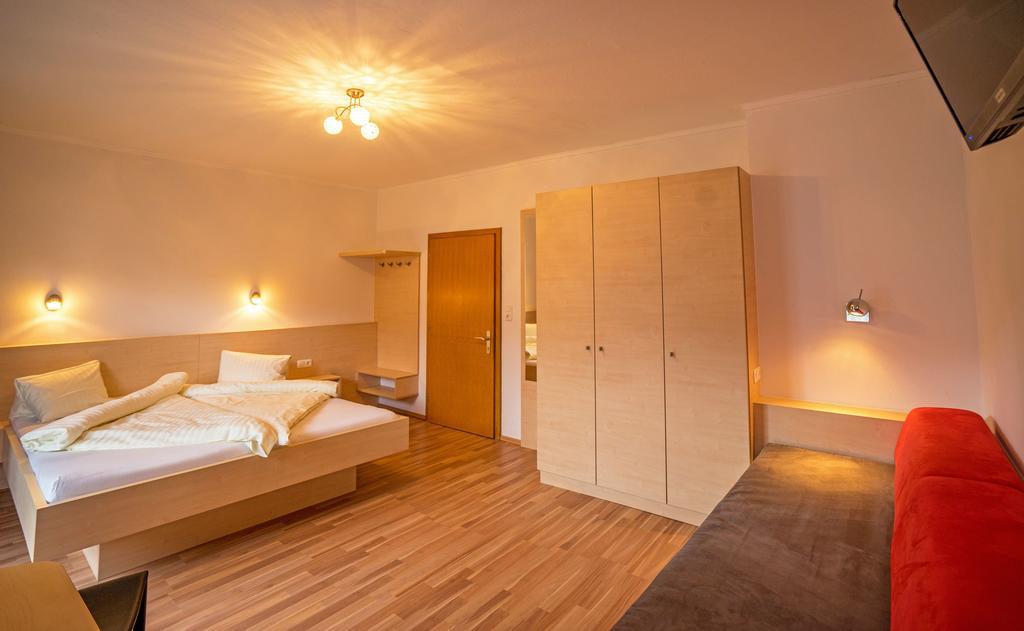 Haus Stampfer Hotell Weissensee Exteriör bild