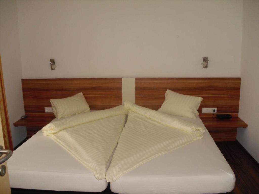Haus Stampfer Hotell Weissensee Rum bild