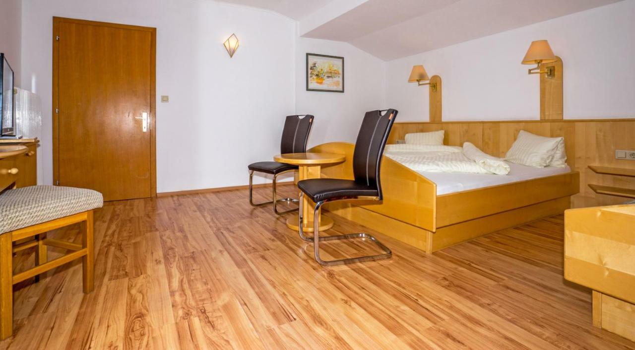 Haus Stampfer Hotell Weissensee Exteriör bild